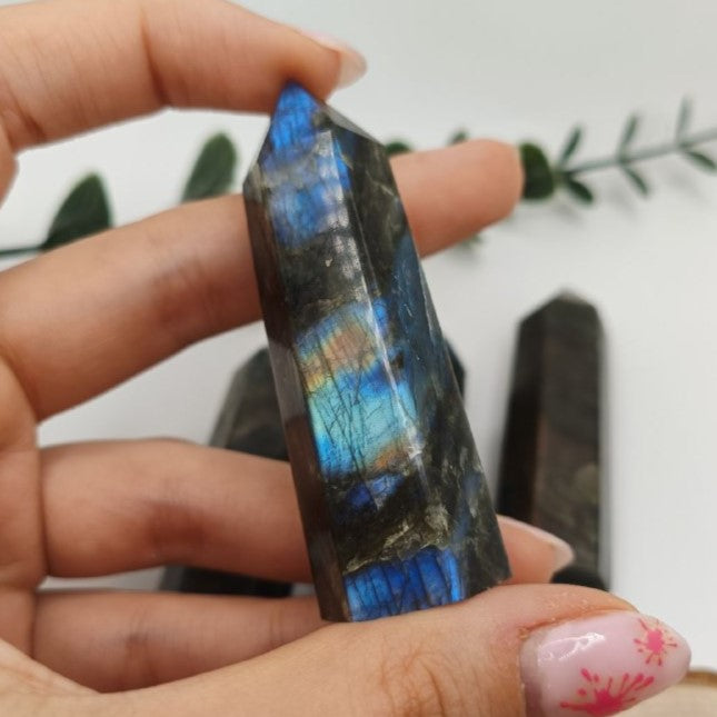 Torre in labradorite