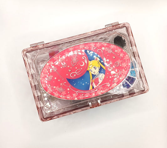 Scatola sailor moon con decorazioni varie