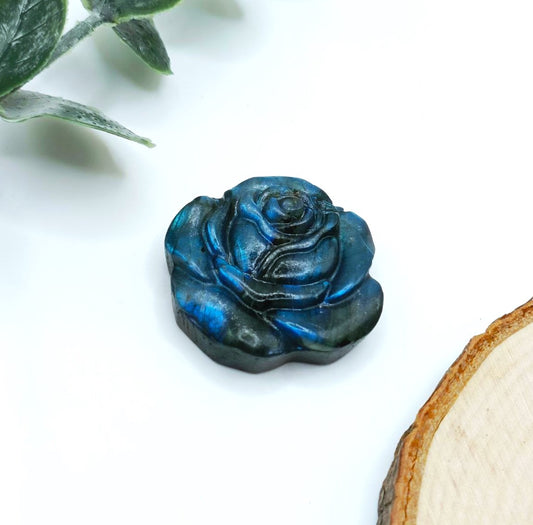 Rosa in Labradorite